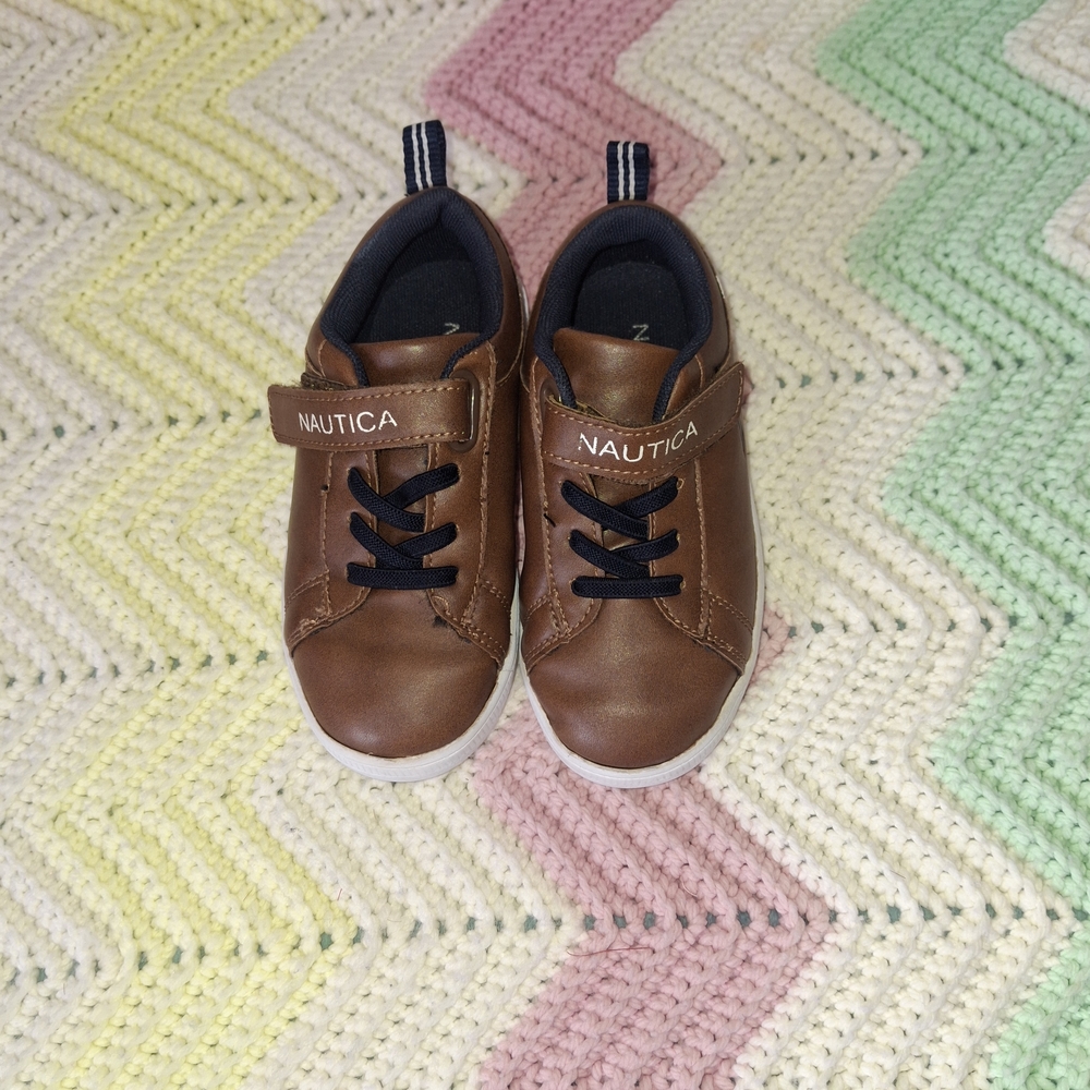 Nautica Kids Brown Sneakers with Strap